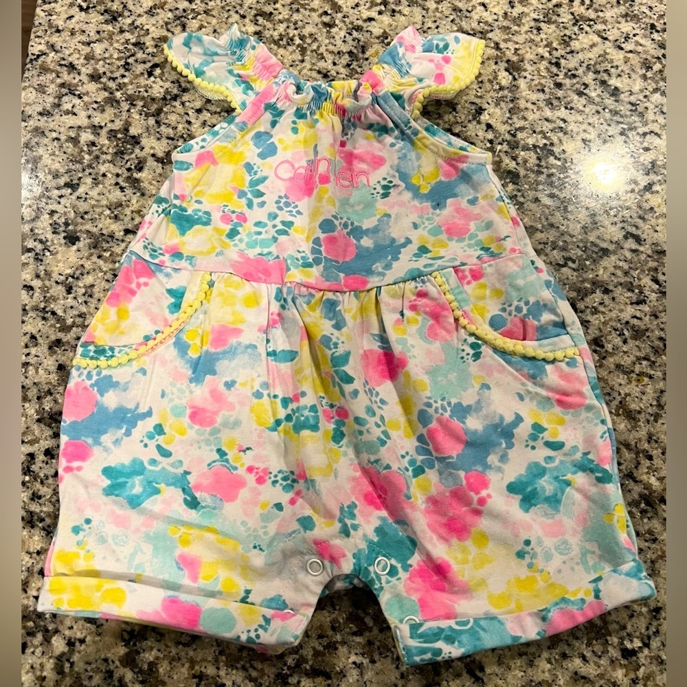 Calvin Klein Adorable Baby Pink, Yellow, & Blue Romper in Sz 12 months EUC💕💙💛